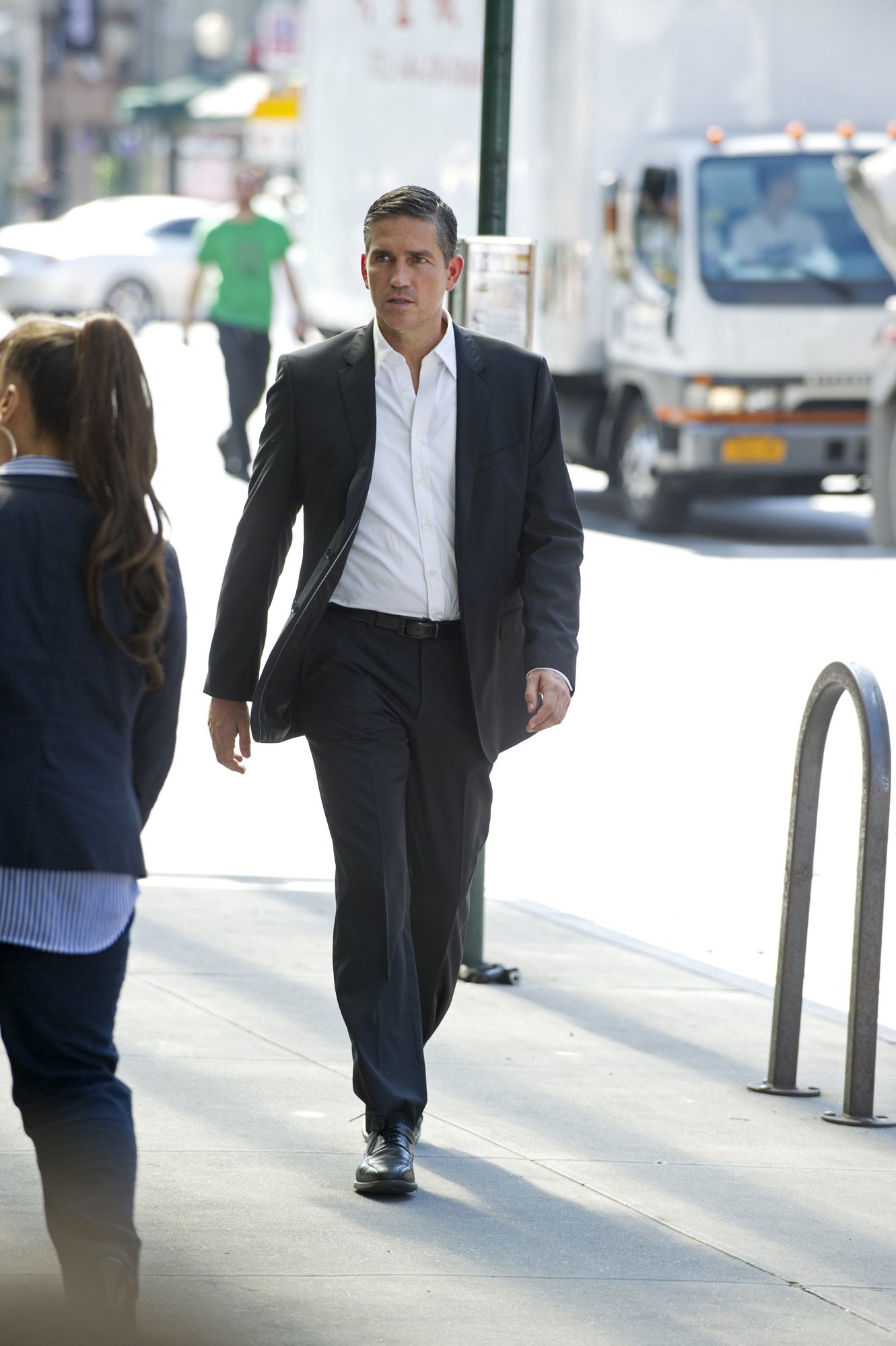 Фото - Джеймс Кэвизел: 1331x2000 / 268 Кб