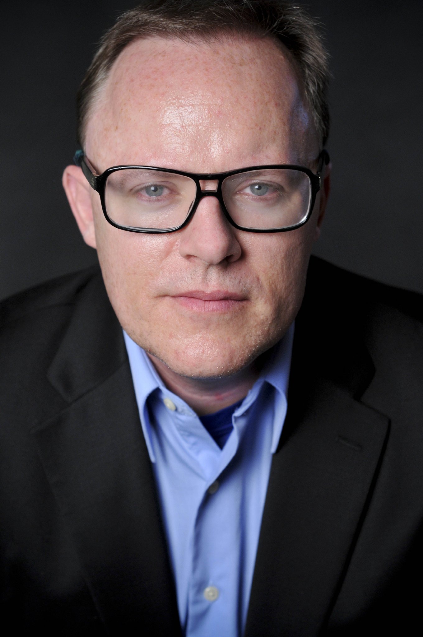 Фото - Дэн Мерфи: 1360x2048 / 277 Кб