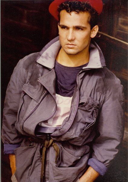 Фото - Брайан Ханна: 424x603 / 59 Кб