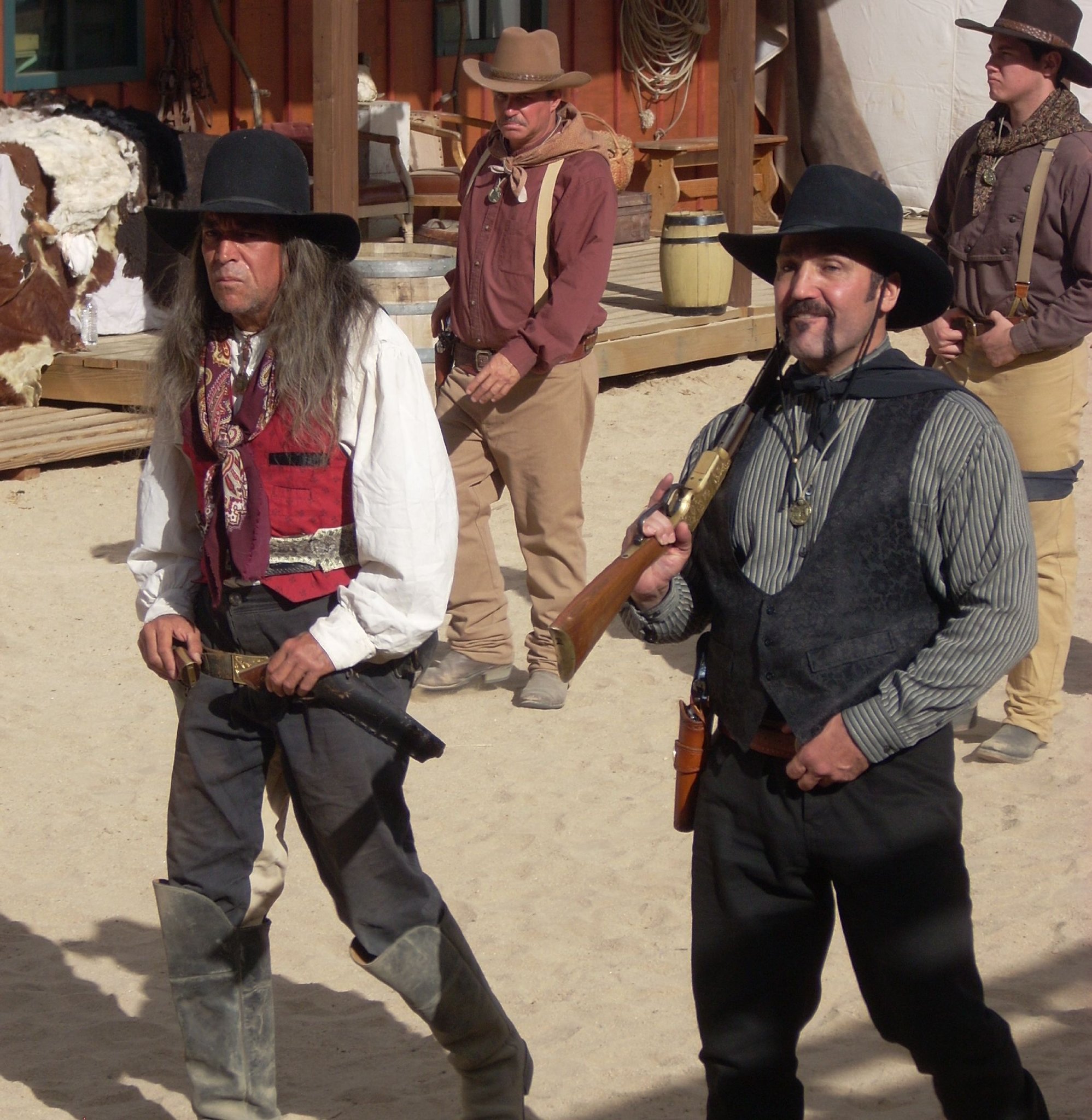 Фото - Брайан Ханна: 1997x2048 / 577 Кб