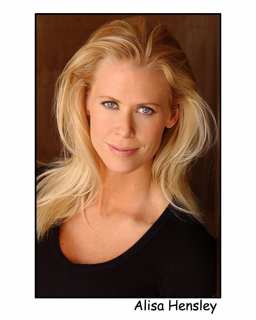 Фото - Алиса Хэнсли: 840x1050 / 141 Кб