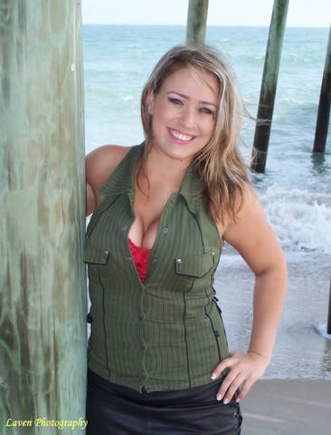 Фото - Кристи Джонсон: 366x480 / 27 Кб