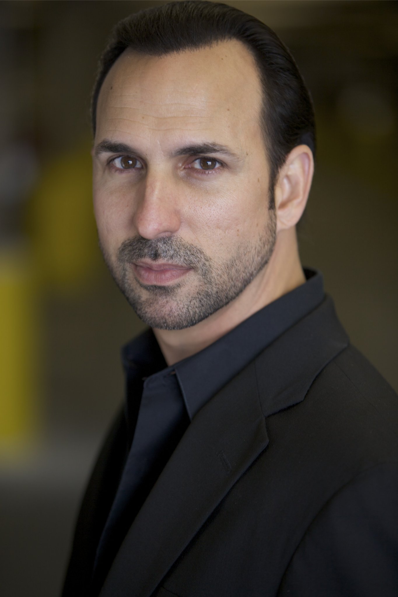 Фото - Оскар Торрес: 1365x2048 / 171 Кб