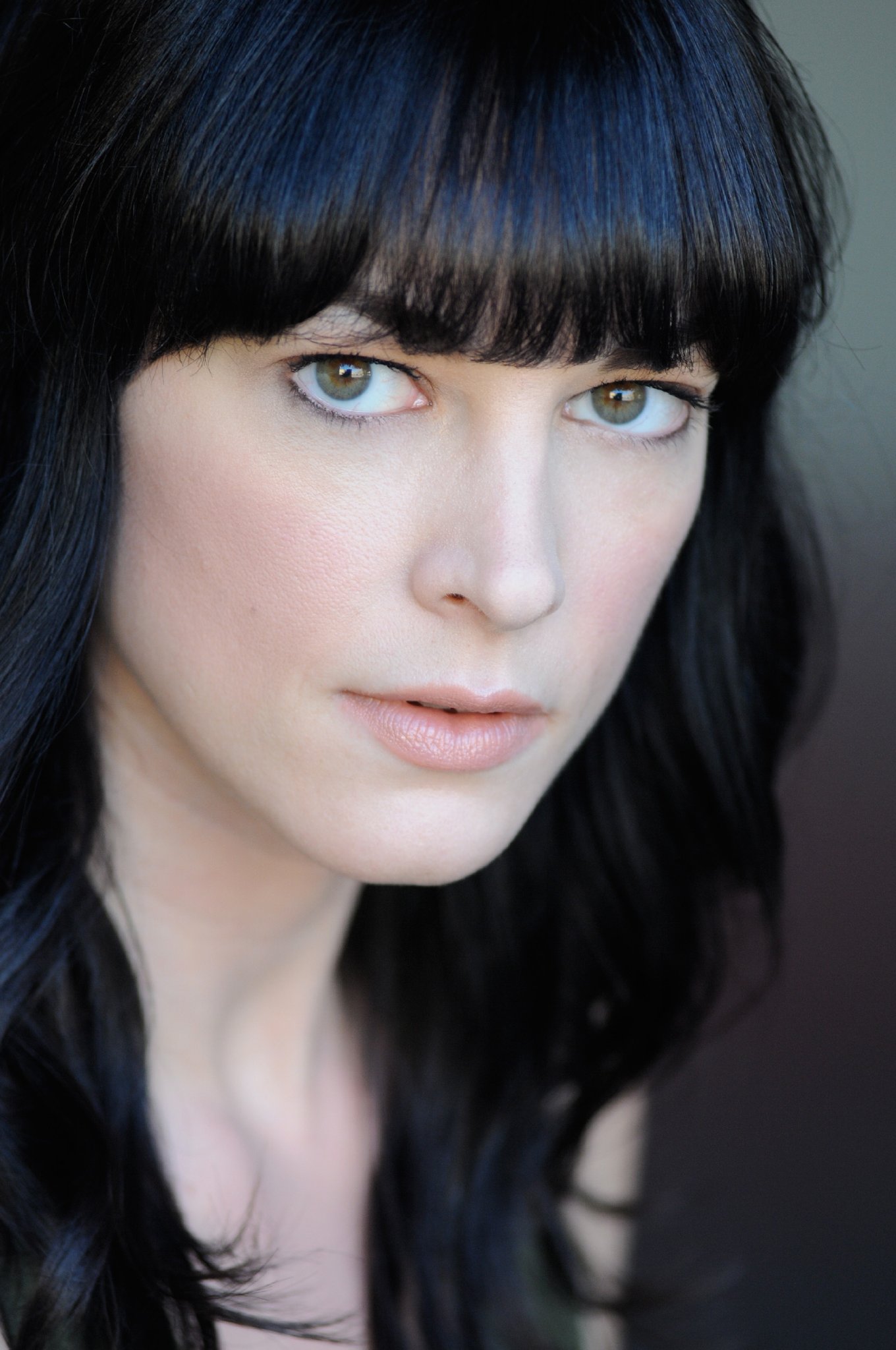 Фото - Ди Маршалл: 1360x2048 / 270 Кб