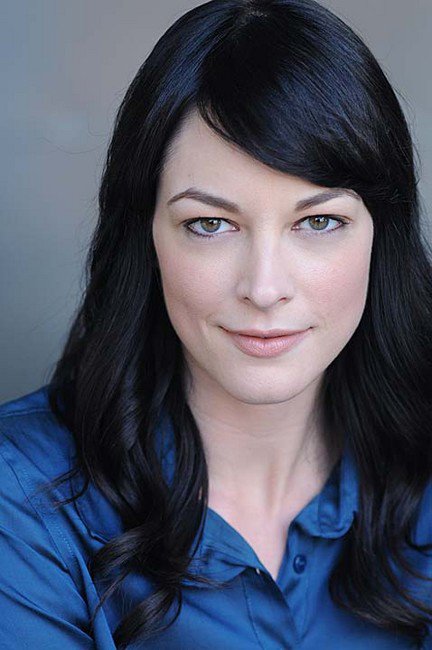 Фото - Ди Маршалл: 432x650 / 52 Кб