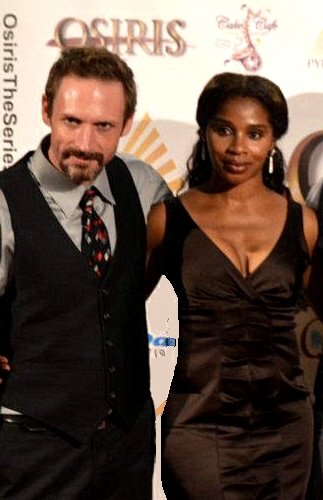 Фото - Ники Баггс: 323x500 / 32 Кб