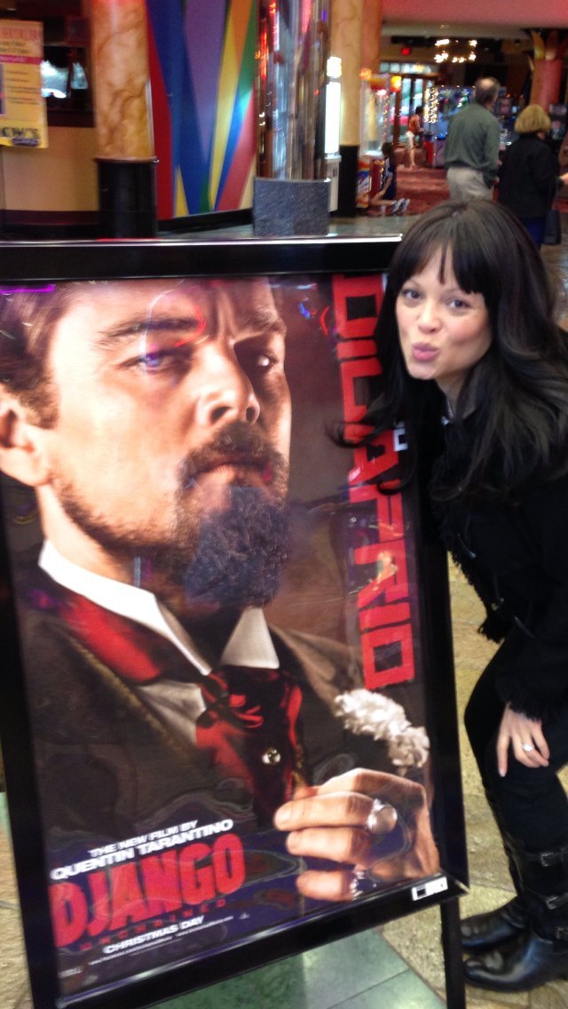 Фото - ЛаТис Таунс-Куэллар: 640x1136 / 126 Кб