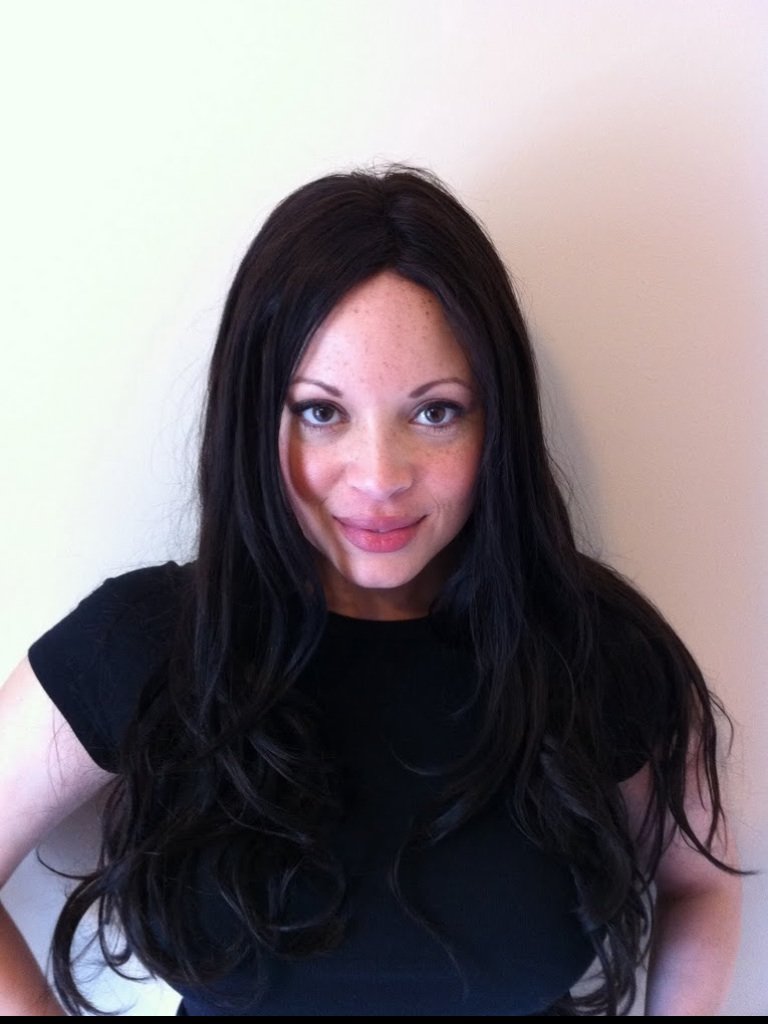 Фото - ЛаТис Таунс-Куэллар: 768x1024 / 72 Кб