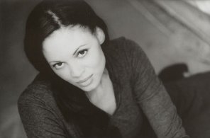 Фото - ЛаТис Таунс-Куэллар: 296x195 / 8 Кб