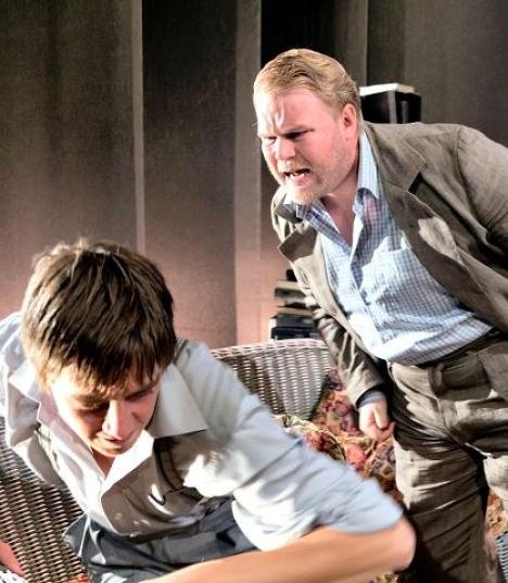 Фото - Андерс Баасмо Кристиансен: 468x537 / 51 Кб