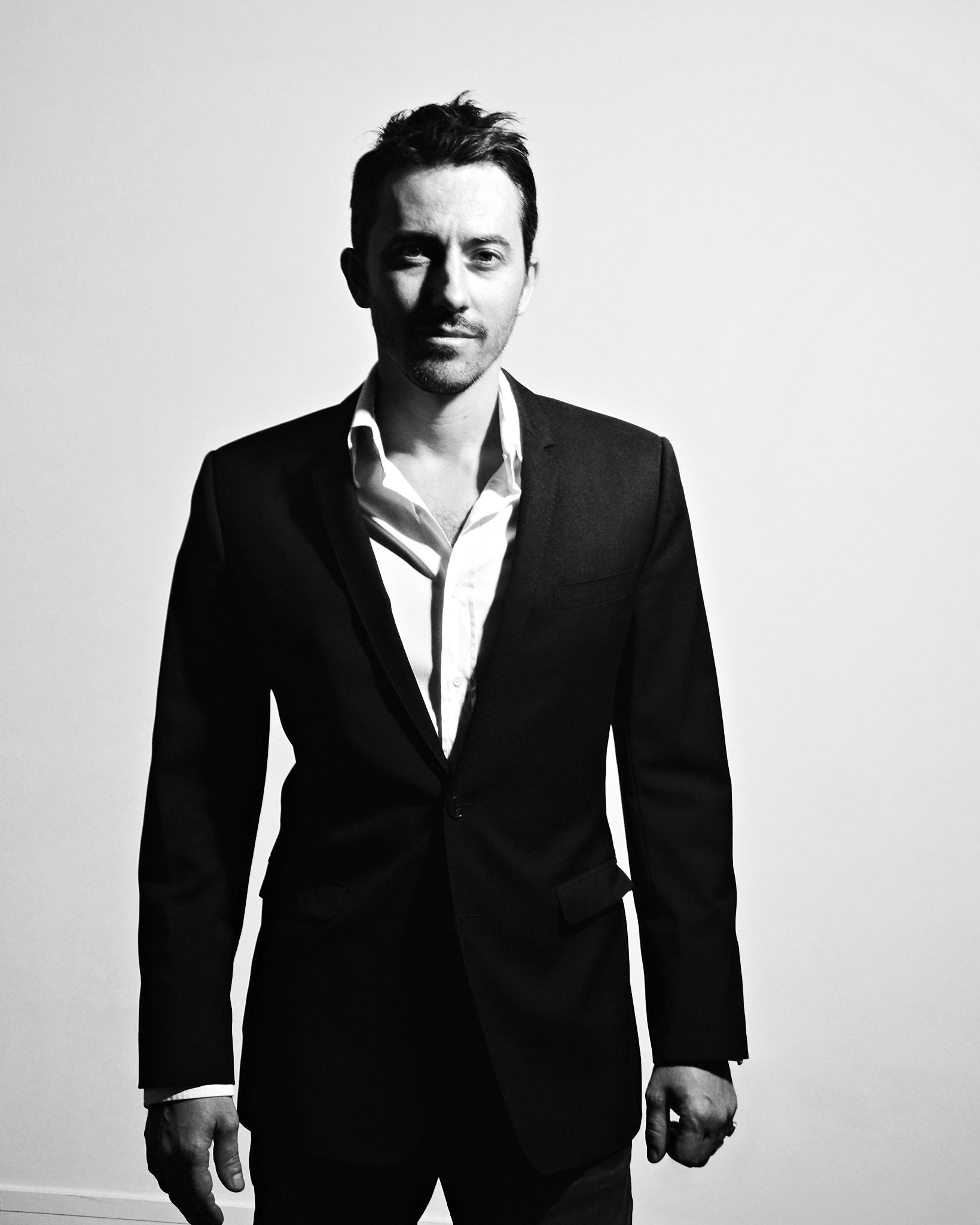 Фото - Ксавьер Лорен: 1639x2048 / 229 Кб