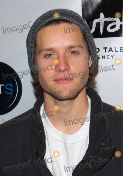 Фото - Люк Клеинтенк: 400x571 / 41 Кб