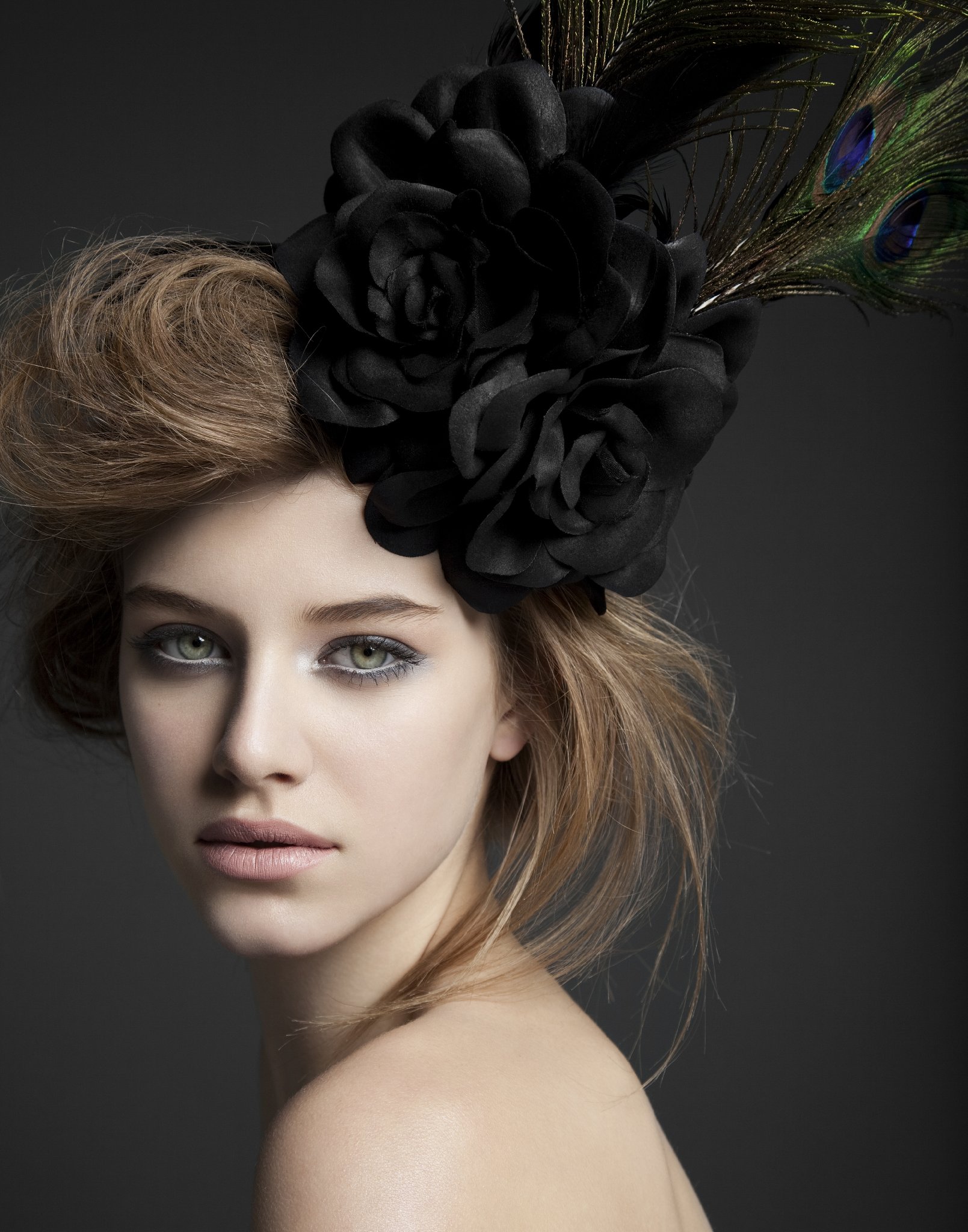 Фото - Тиера Сковбай: 1609x2048 / 423 Кб