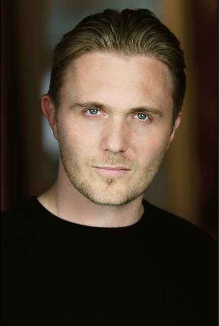 Фото - Джозеф Катрейн: 431x642 / 27 Кб