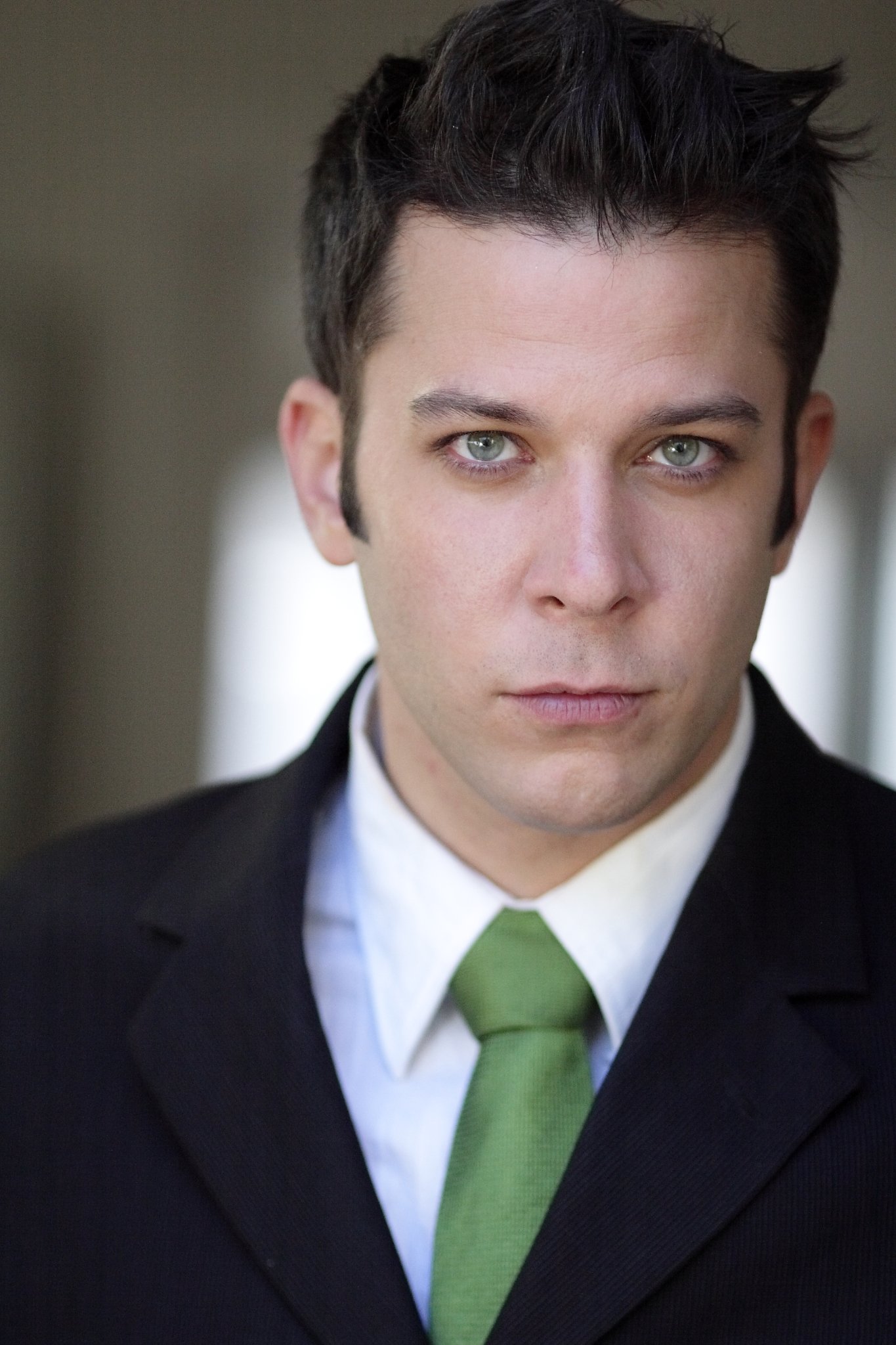 Фото - Винсент Хосс-Десмарайс: 1365x2048 / 317 Кб