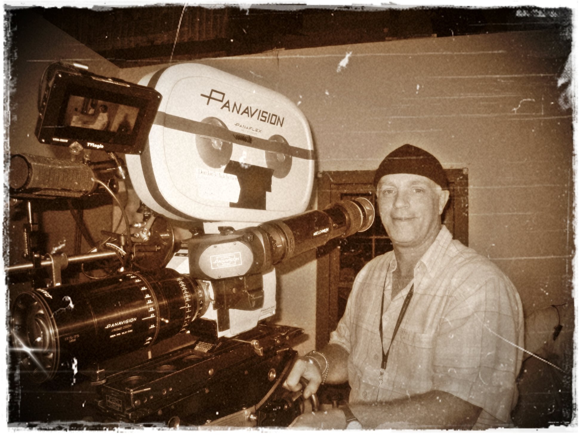 Фото - Брюс Уэйн Гиллис: 1944x1458 / 395 Кб