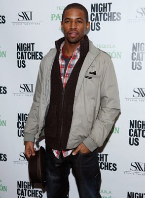 Фото - Амари Читом: 294x400 / 26 Кб