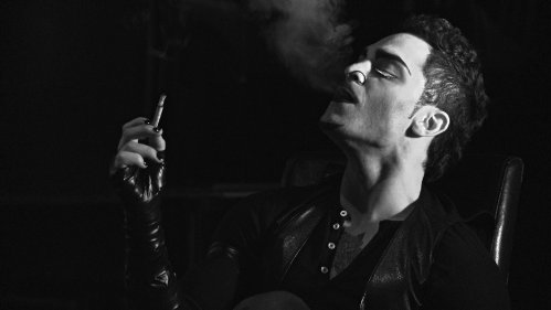 Фото - Майкл Мэндо: 499x281 / 14 Кб