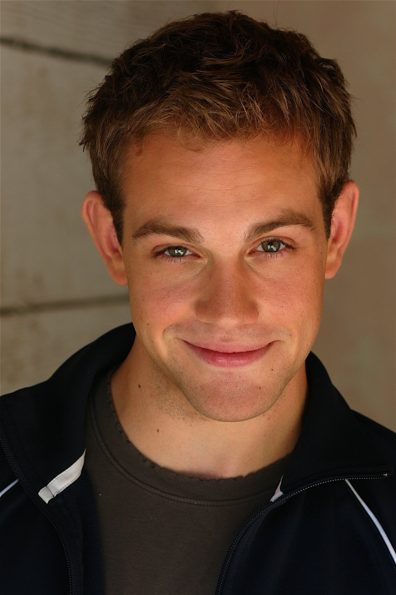 Фото - Джозеф Портер: 1363x2048 / 365 Кб