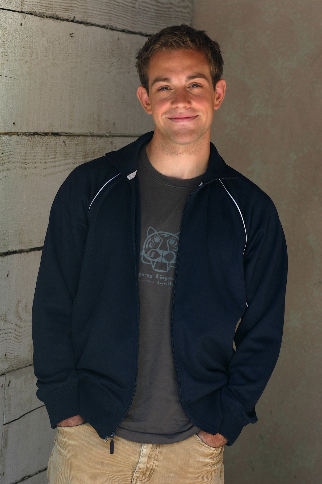 Фото - Джозеф Портер: 1365x2048 / 354 Кб