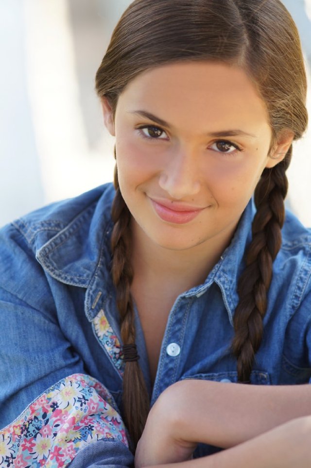 Фото - Ариана Гуидо: 640x964 / 91 Кб