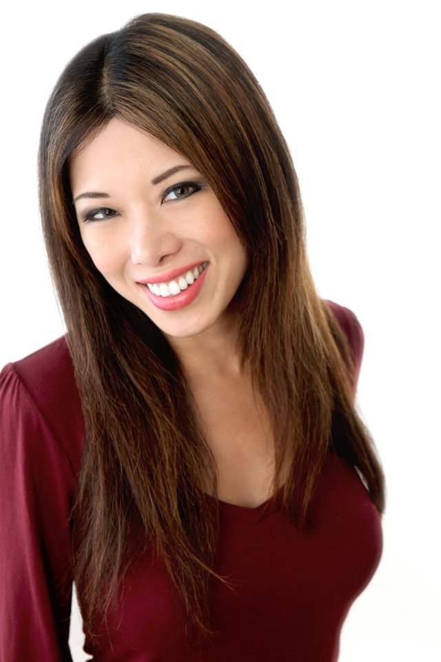 Фото - Дженни Лин: 640x960 / 75 Кб