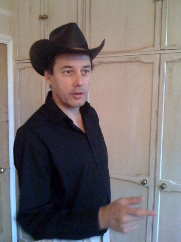 Фото - Гэри Васневски: 600x800 / 64 Кб