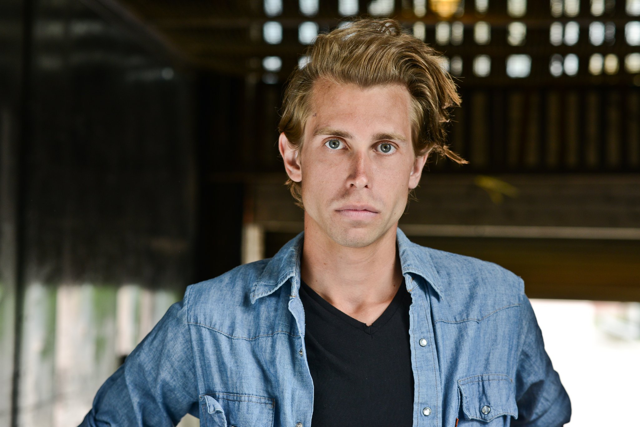 Фото - Адам Кристи: 2050x1368 / 316 Кб