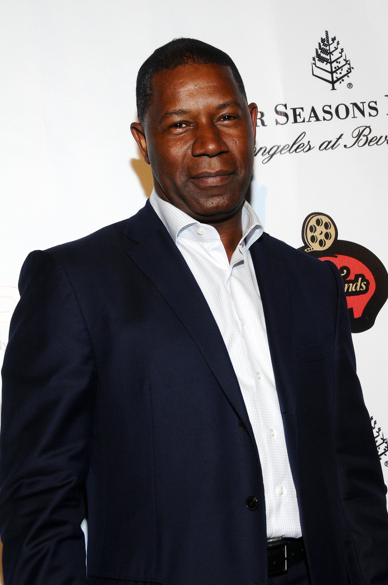 Фото - Деннис Хейсберт: 1359x2048 / 302 Кб