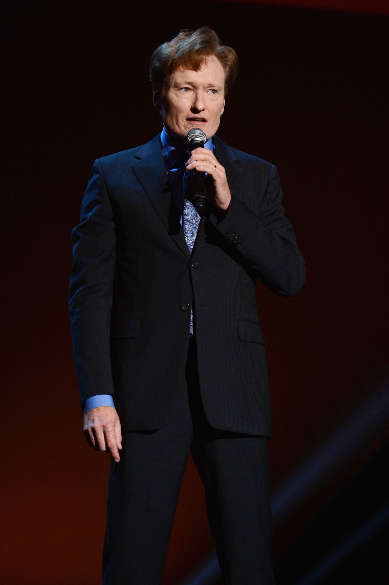 Фото - Конан О'Брайен: 1361x2048 / 202 Кб