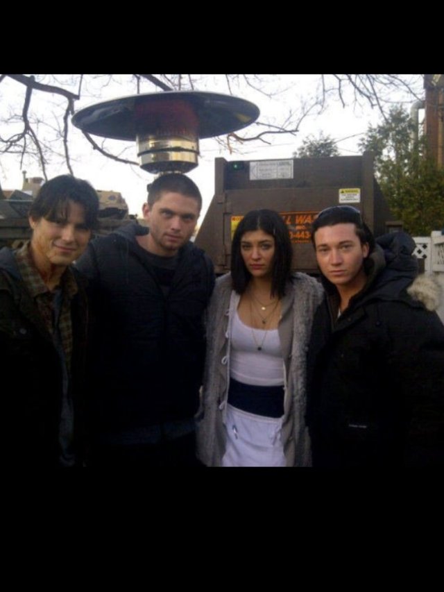 Фото - Камерон Денни: 640x853 / 54 Кб