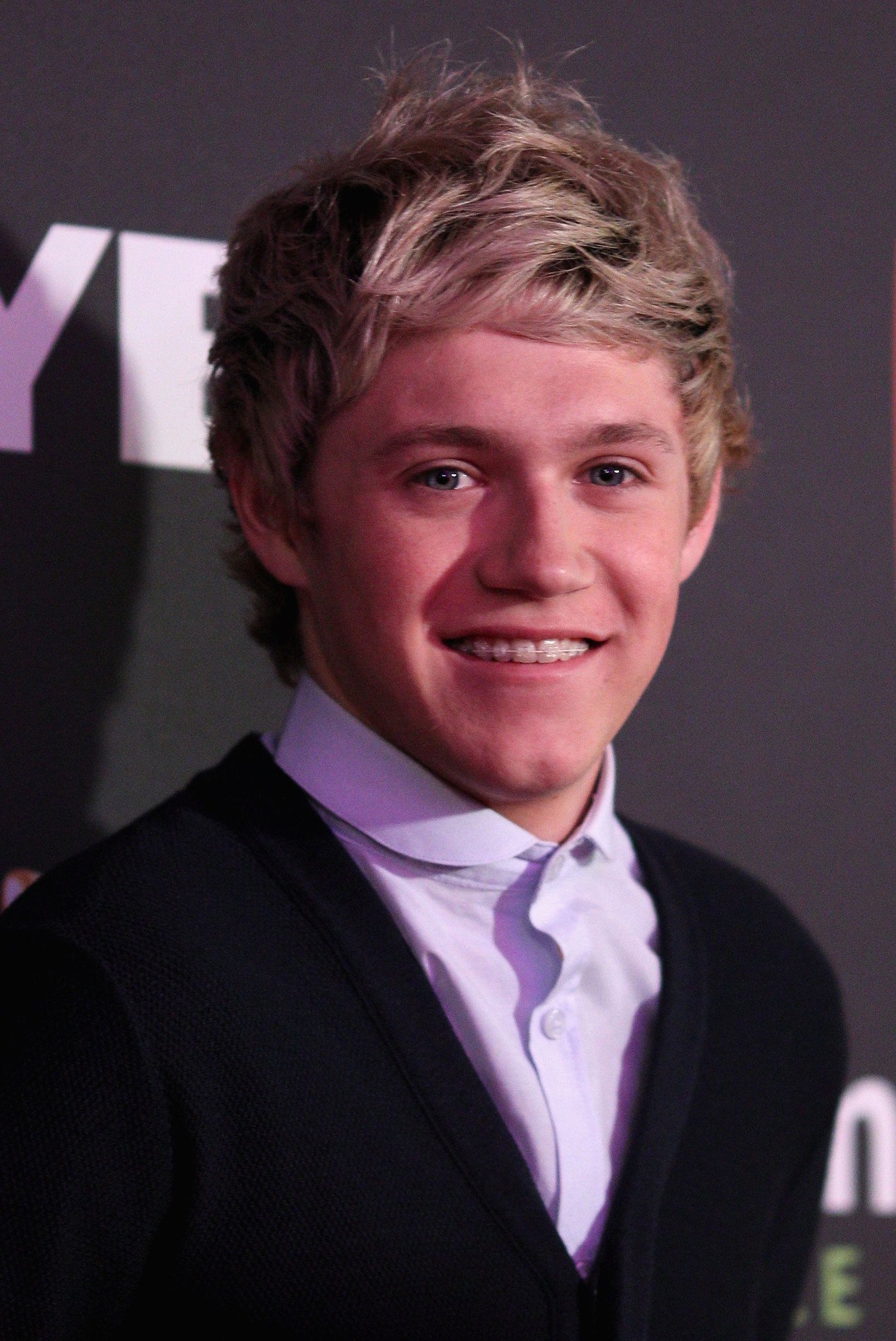 Фото - Найл Хоран: 1369x2048 / 442 Кб