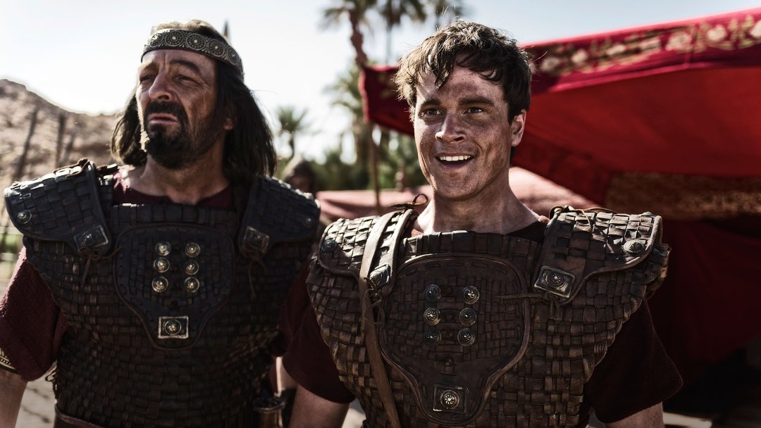 Фото - Лори Кэлверт: 1080x608 / 110 Кб