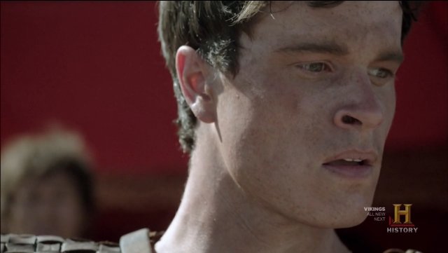 Фото - Лори Кэлверт: 640x361 / 25 Кб