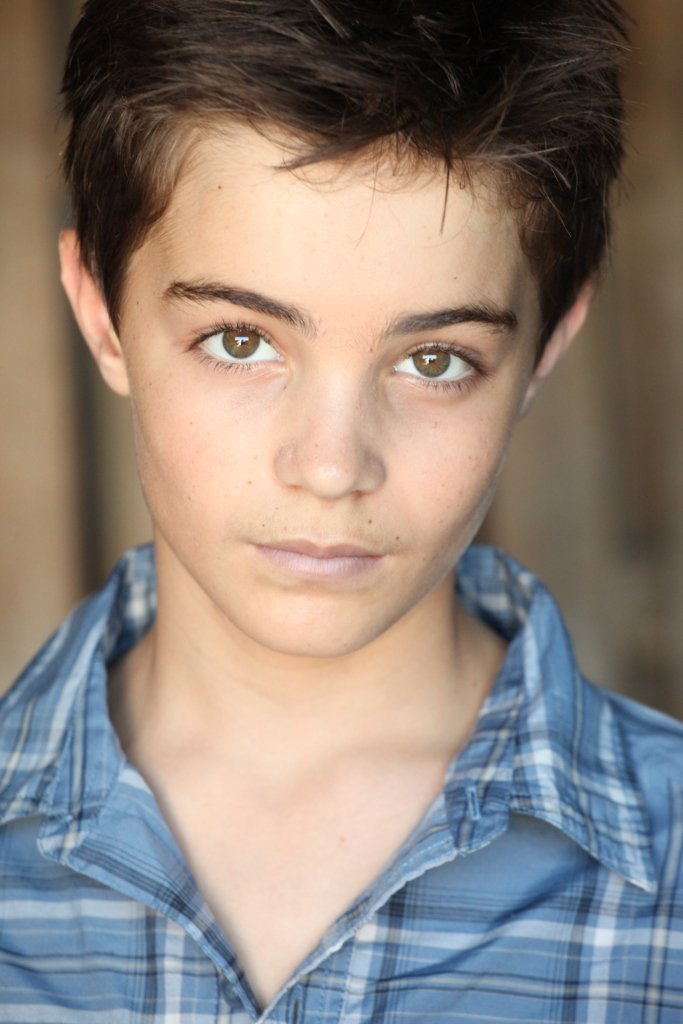 Фото - Девон Бэгби: 683x1024 / 87 Кб