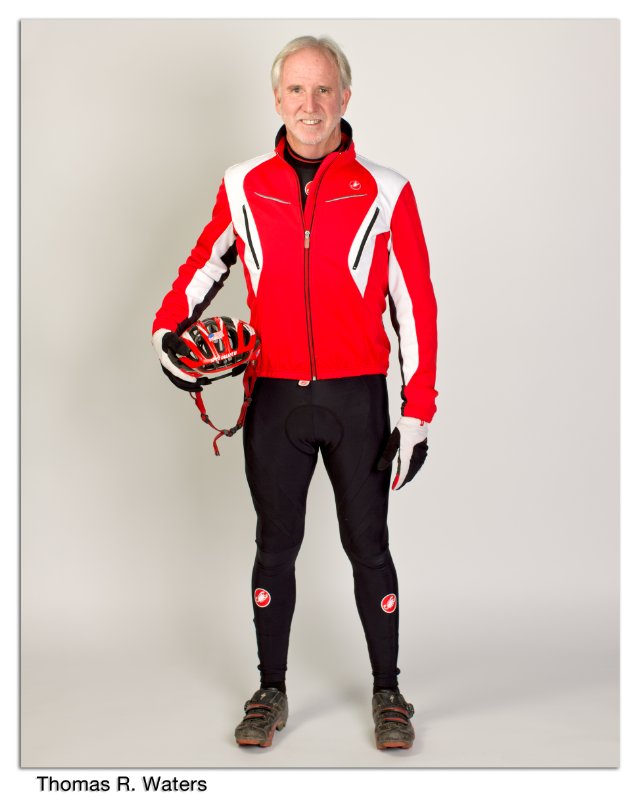 Фото - Томас Р. Уотерс: 640x800 / 45 Кб