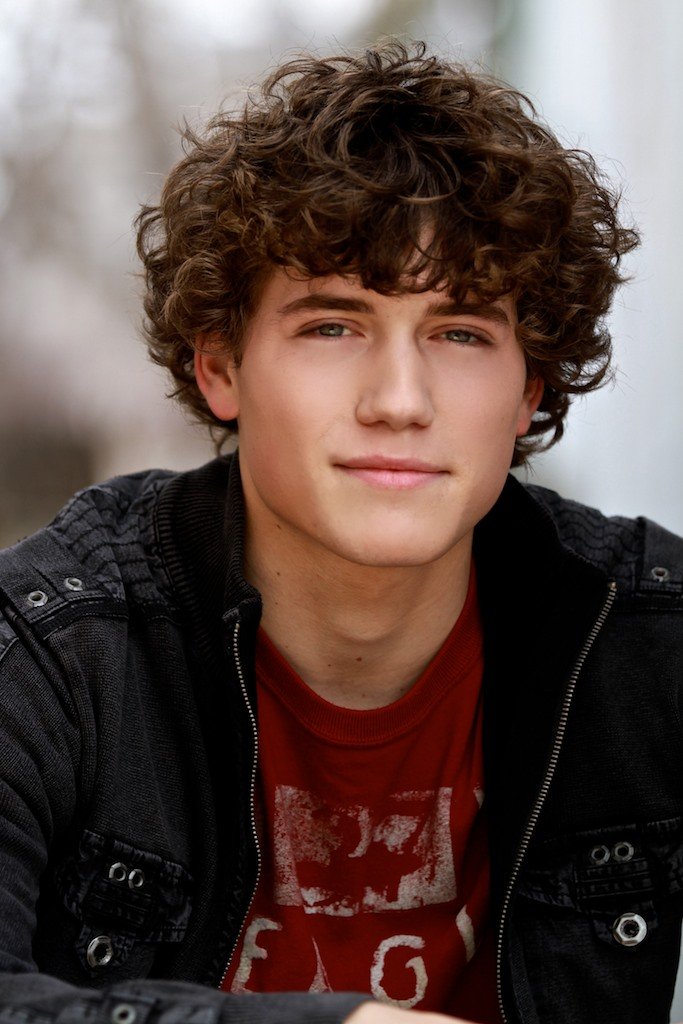 Фото - Джон Тайнер: 683x1024 / 118 Кб