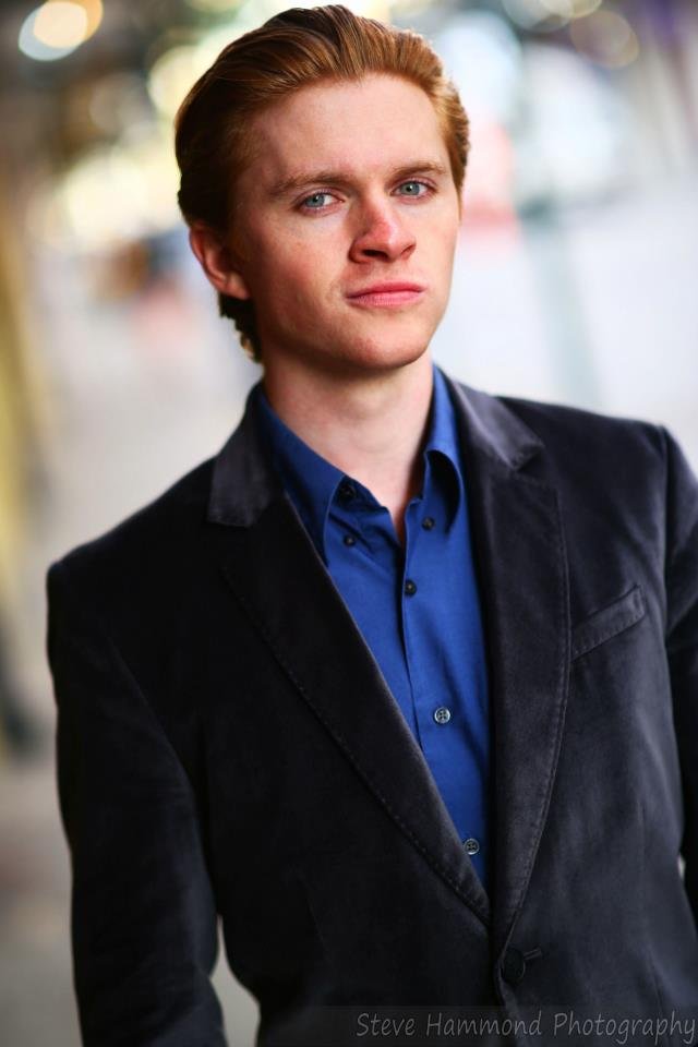 Фото - Джоэль Бергер: 640x960 / 51 Кб