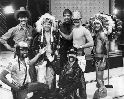 Фото - The Village People: 400x320 / 38 Кб