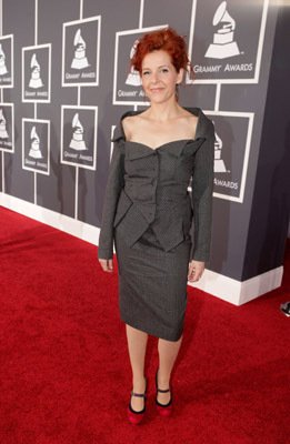 Фото - Неко Кейс: 261x400 / 23 Кб