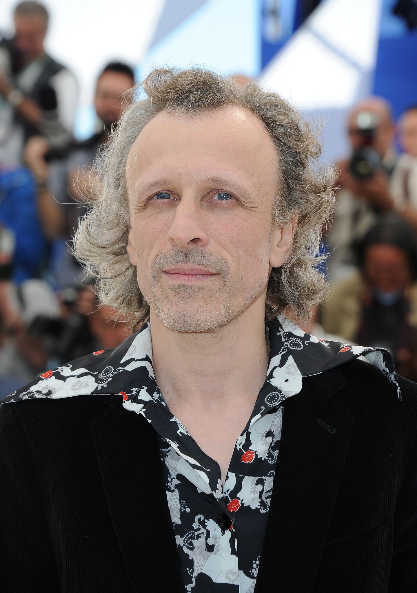 Фото - Ян Бейвут: 1439x2048 / 424 Кб