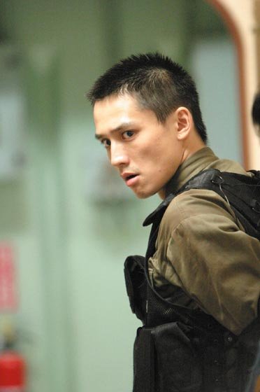 Фото - Масанобу Андо: 372x560 / 25 Кб