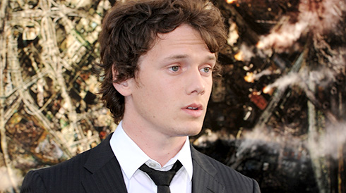 Фото - Антон Ельчин: 490x274 / 68.1 Кб