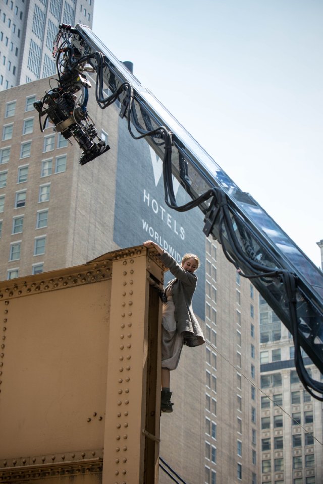 Фото - Шейлин Вудли: 640x960 / 103 Кб