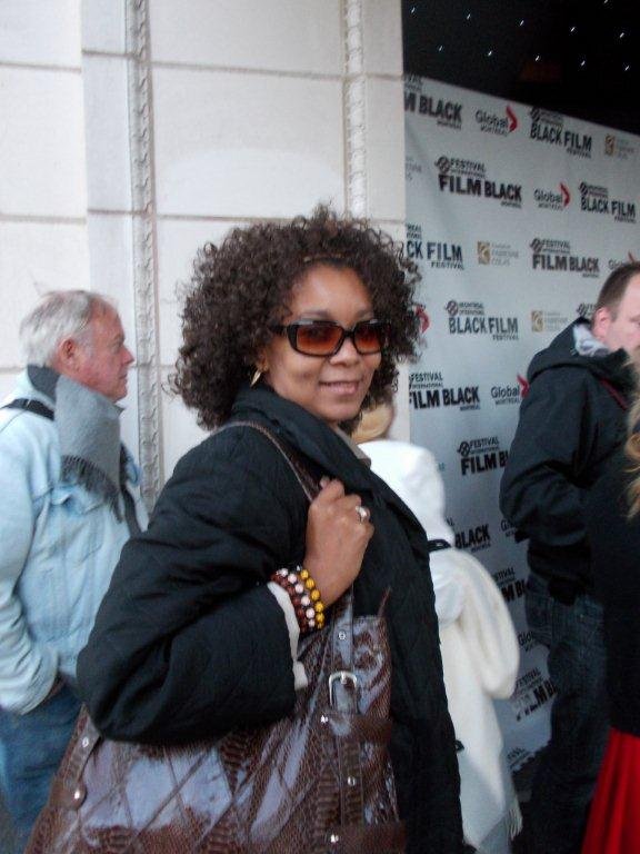 Фото - Ярдли Кэвэна: 576x768 / 70 Кб