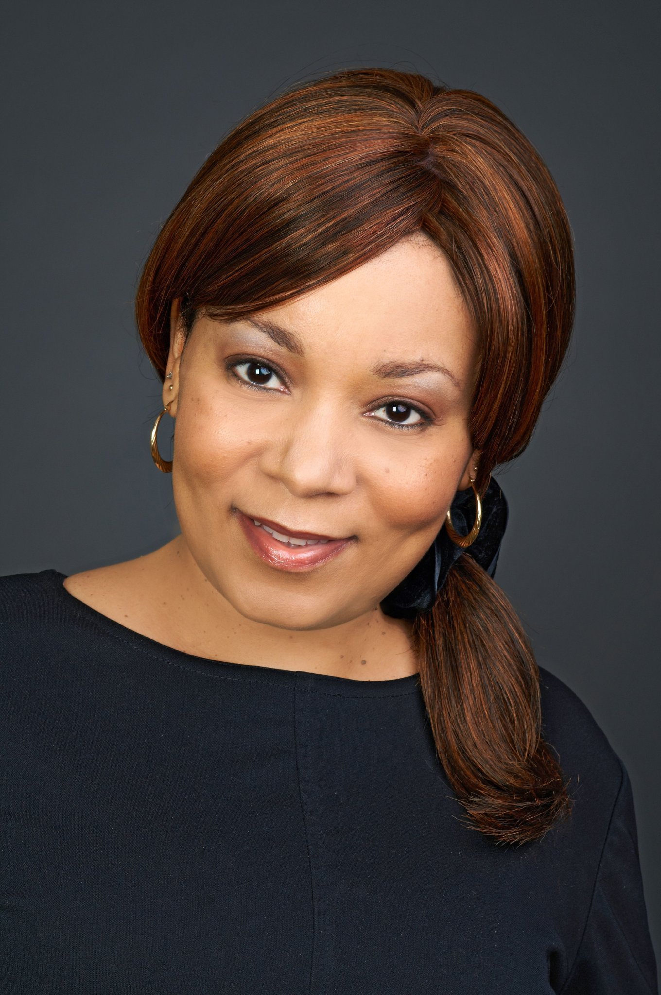 Фото - Ярдли Кэвэна: 1360x2048 / 406 Кб