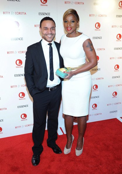 Фото - Линдсей Оуэн Пьер: 417x594 / 52 Кб