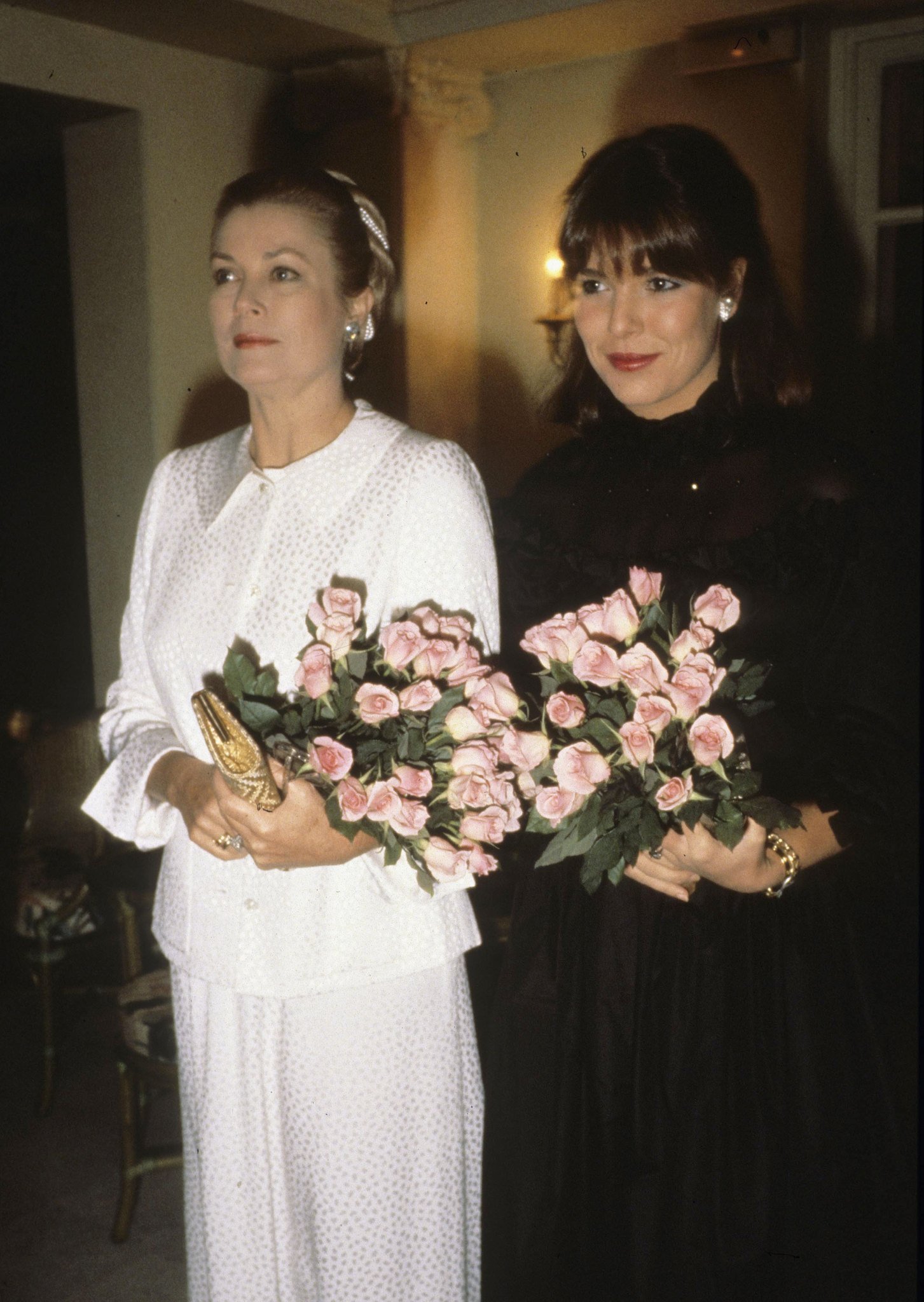 Фото - Грэйс Келли: 1453x2048 / 409 Кб