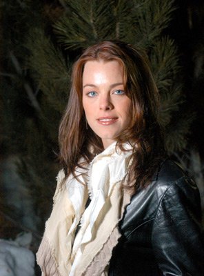 Фото - Джоанна Уоттс: 296x400 / 27 Кб