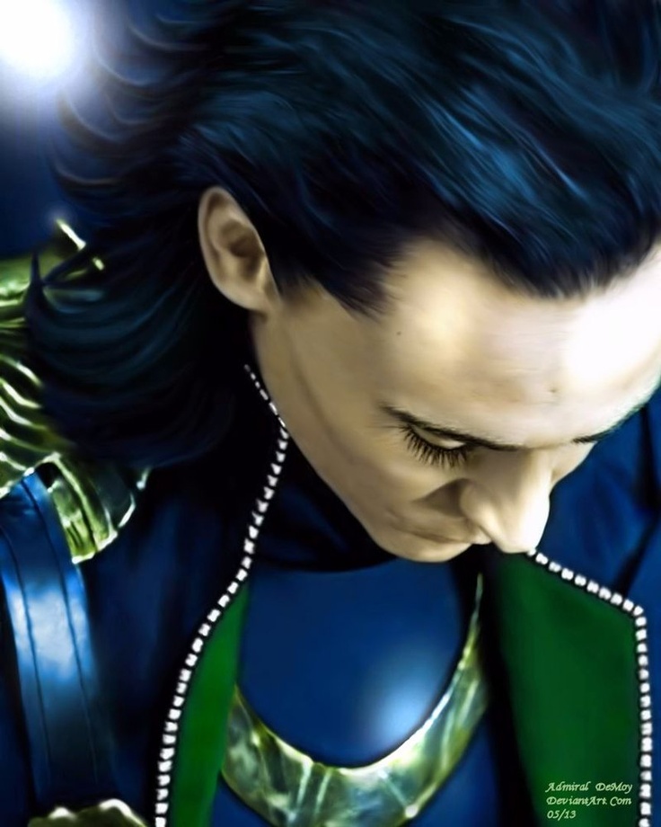 Фото - Том Хиддлстон: 736x920 / 141.9 Кб